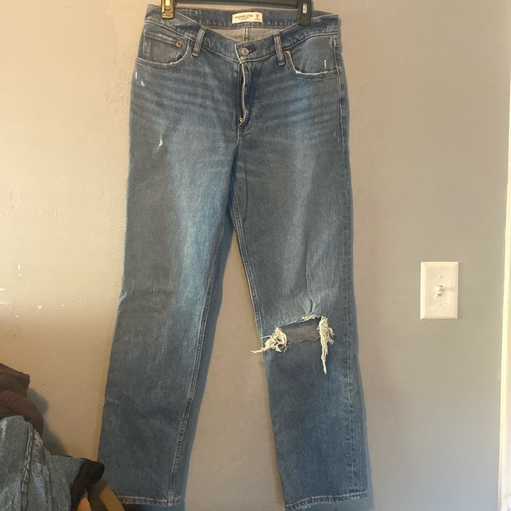 Abercrombie 90s straight low rise size 29R